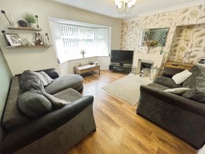 Lounge- click for photo gallery